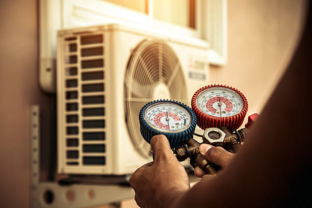 Professional Hvac technician working in Mount Hermon, VA